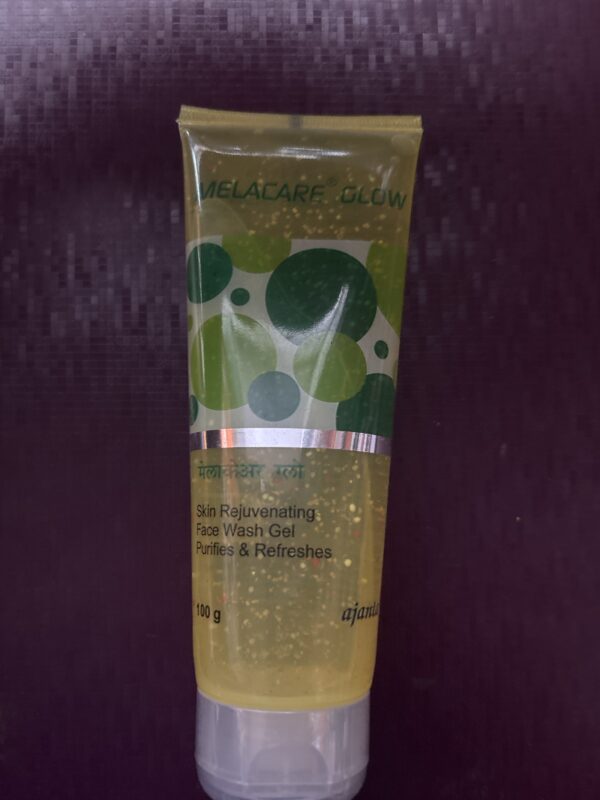 Melacare glow face wash